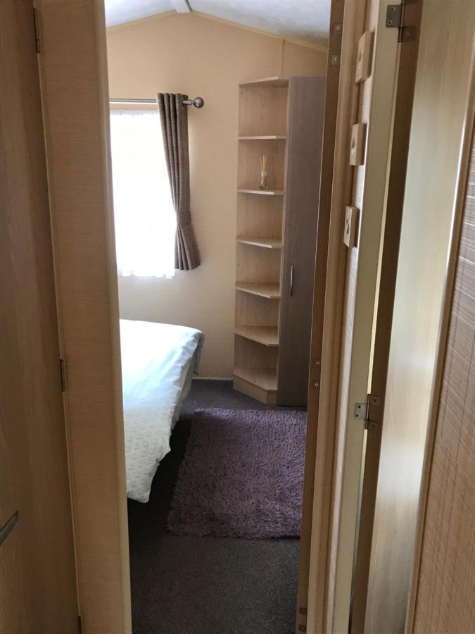 Pet Friendly Riverside Static Caravan Cheddar Exteriör bild